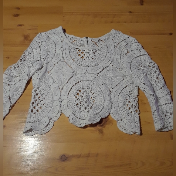 New lace crop top - Picture 3 of 6